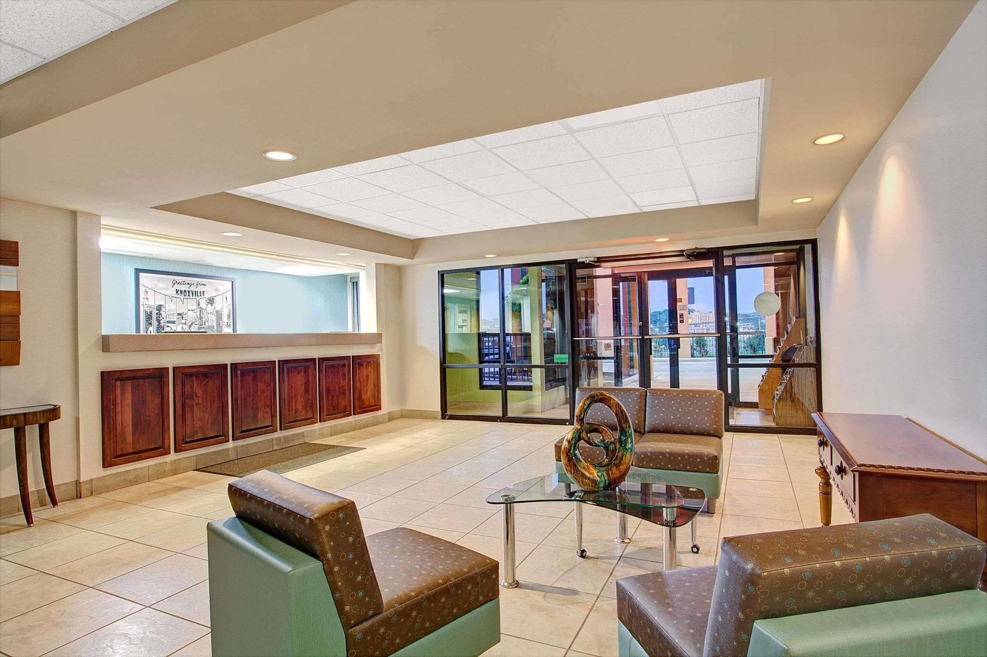 Super 8 By Wyndham Knoxville East Exterior foto